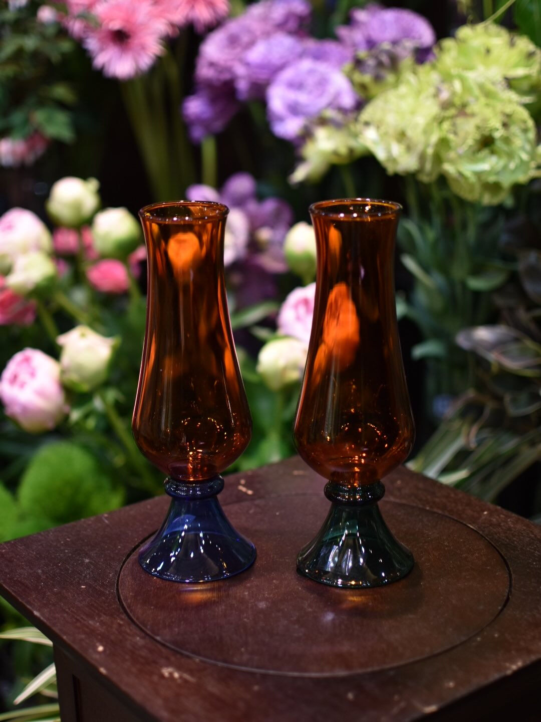 Flower vase.